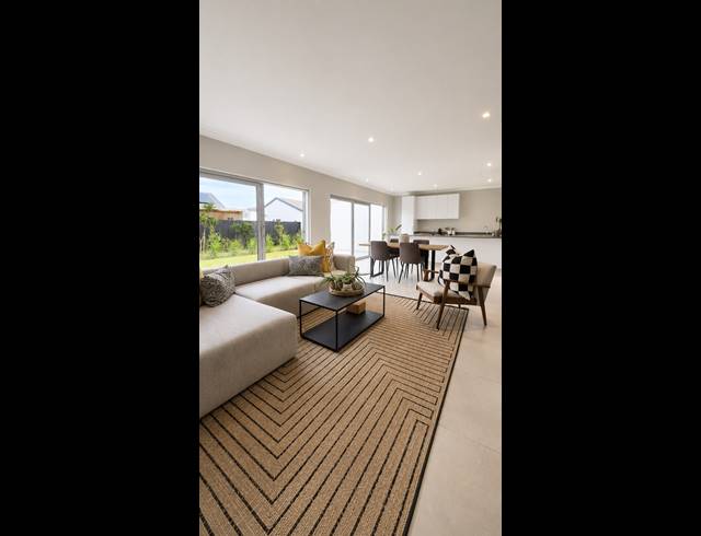 3 BEDROOM HOUSE TO LET IN LALELA ESTATE